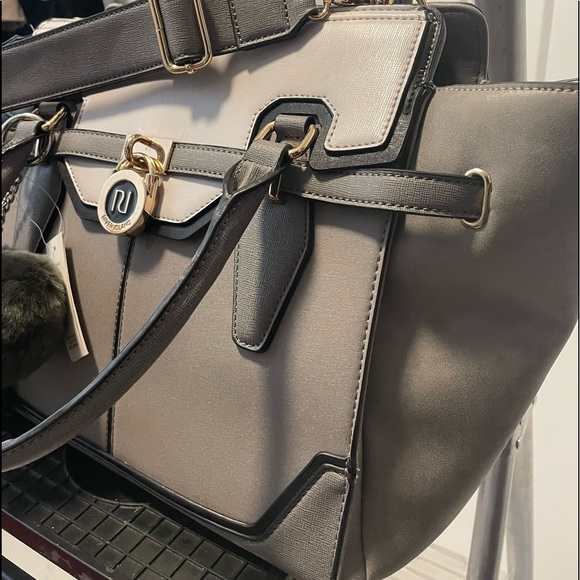 Brand new with tags - Picture 4 of 8